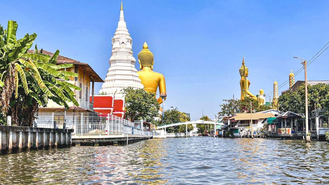 1 Hr Private Bangkok Canal Boat Tour: Traditional Flat Boat - Where you meet: Wat Mai Yai Nui and the BTS Wutthakat shortcut