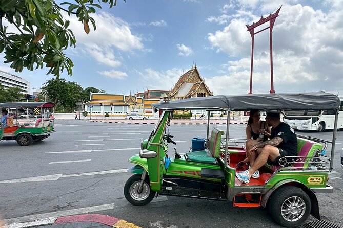 2 Hours TukTuk Adventure Bangkok Highlights - Pak Khlong Talat 24-hour Flower Market: scent, color, and local life