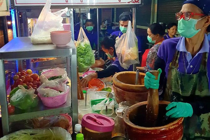 4-Hour Hidden Bangkok TukTuk Street Food Guided Tour - Meeting point to finish: how the route stays simple