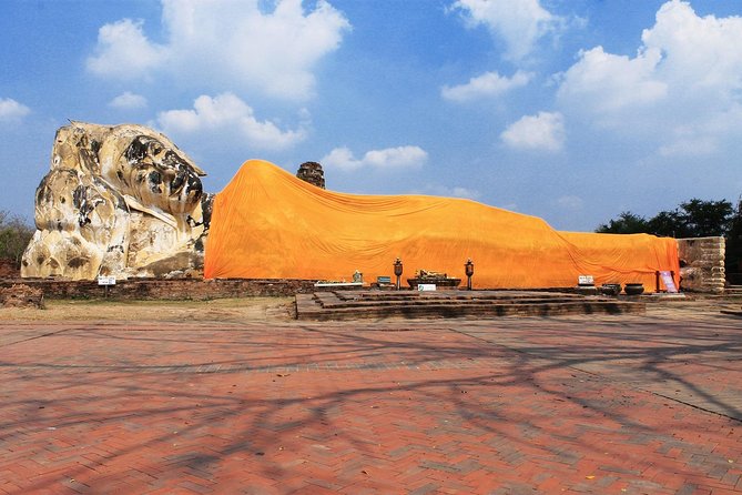 A Day in Ayutthaya: Private 5 UNESCO Temples Tour From Bangkok - Temple Stop 4: Wat Ratchaburana and the 1957 looting-and-restoration story