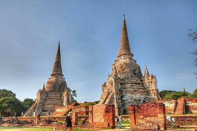 Afternoon Ayutthaya & Ancient Temples at UNESCO site By Road - Wat Chaiwatthanaram: glittering views and optional traditional dress