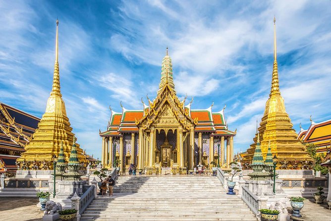 Amazing Bangkok Tour with Grand Palace, Emerald Buddha & Wat Arun - Wat Phra Kaew: Emerald Buddha, Mosaics, and Golden Spires