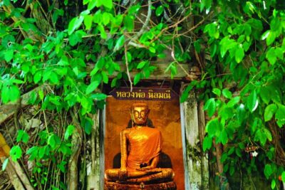 Amphawa Boat Ride & Railway Market: Multi-Lang Private Tour - Ban Ka Long and Maeklong: the railway market spectacle works because you see it at the right moment