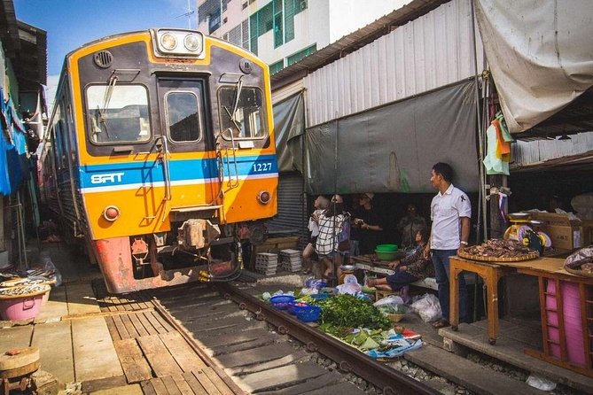 Amphawa Floating Market Tour with Maeklong Railway Market (SHA Plus) - The human touch: what the strong reviews signal