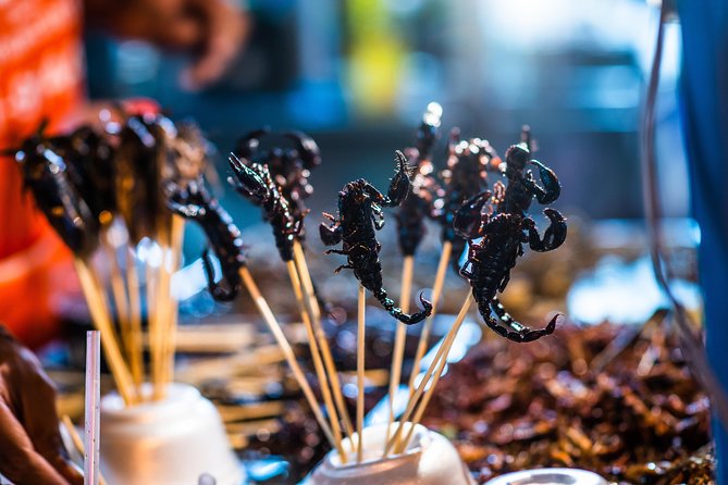 Authentic Street Food Tour in China Town Bangkok - Kuan Yim Shrine stop: what you learn beyond the food