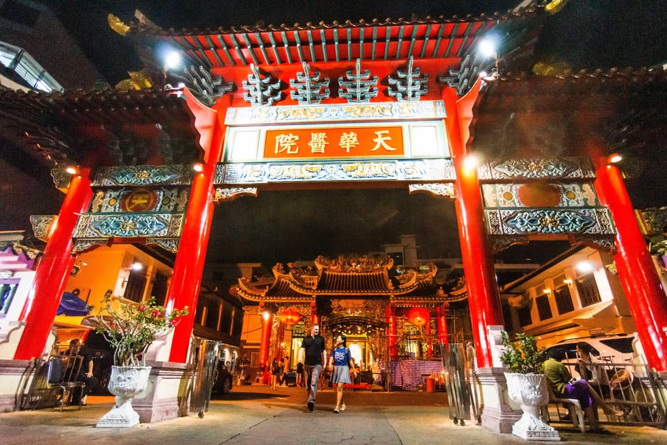 Authentic Street Food Tour in Chinatown I Bangkok - Weather and night comfort: how to avoid a short tour day