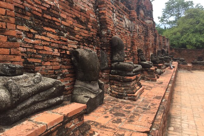 Ayuthaya Must Visit Temples Tour from Bangkok by MyProGuide - JODD Fairs Rama 9: quick night-market energy after temples