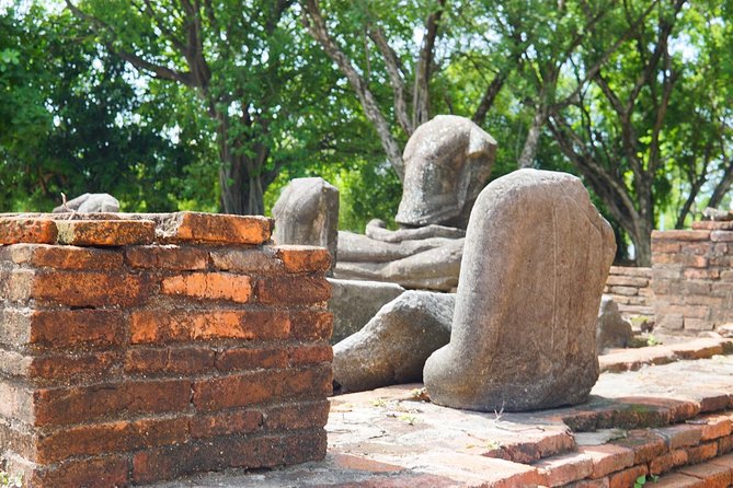 Ayutthaya Evening Tour with Dinner - Wat Mahathat: The Temple With the Relic Story