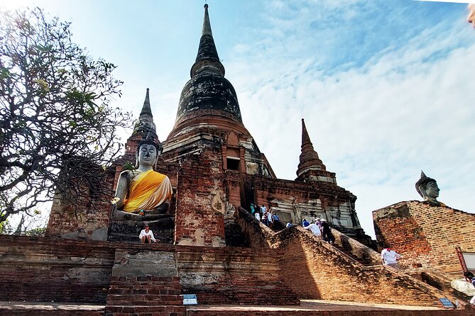 Ayutthaya Evening Tour with Dinner - Wat Yai Chai Mongkhon: The 60-Meter Chedi and the Reclining Buddha