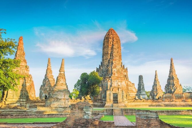 Ayutthaya Guided UNESCO Heritage Tour Including Lunch & Transfers - Getting There: 6:30 AM Pickup and the Air-Conditioned Coach