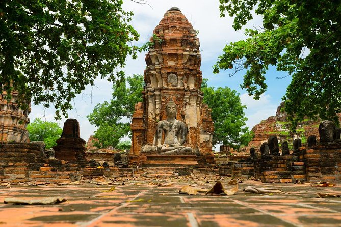 Ayutthaya Temples and Ayothaya Floating Market From Bangkok - Wat Yai Chaya Mongkol: the opening temple stop that sets the tone