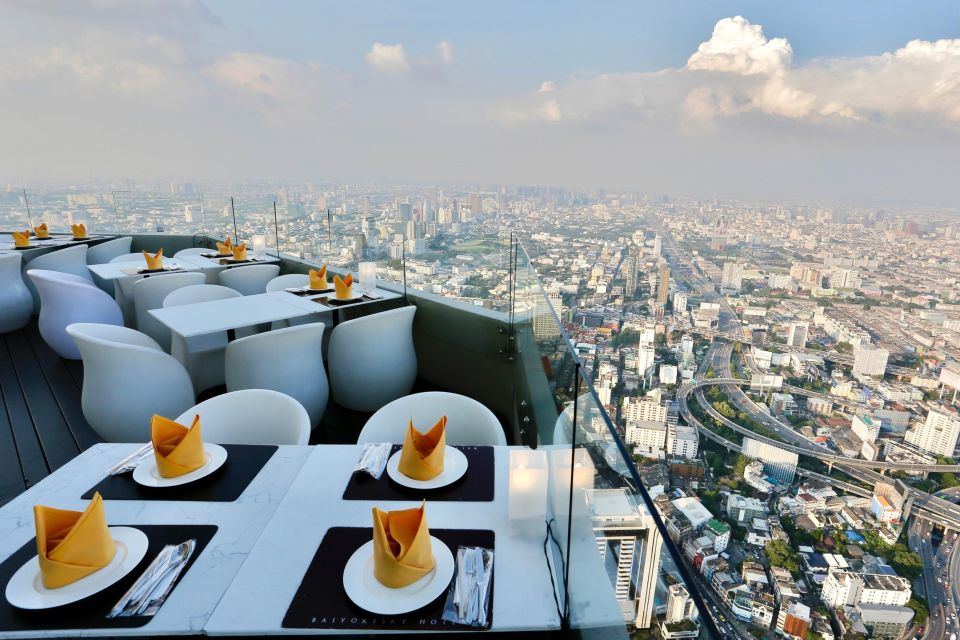 Baiyoke Tower Balcony Buffet & Observation Deck 81st Floor - Daytime vs nighttime: picking the right slot