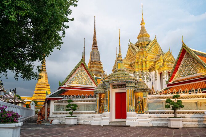 Bangkok 3 Temple Walking Tour: Wat Arun, Wat Pho, Wat Traimit - Price and Value: What $162.80 Includes (And Why It Matters)