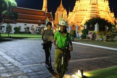 Bangkok at Night by Electric Scooter - Group size and guide attention: what max 8 really changes