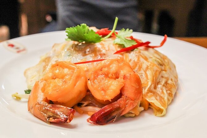 Bangkok Best Midnight Food Tour by Tuk Tuk - Chicken crispy noodles plus an egg choice you’ll actually care about