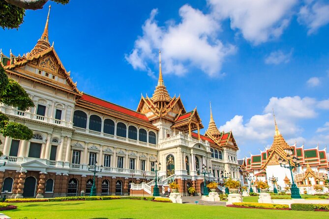 Bangkok Best Two Temples Emerald & Reclining Buddha + GrandPalace - Key highlights to know before you go