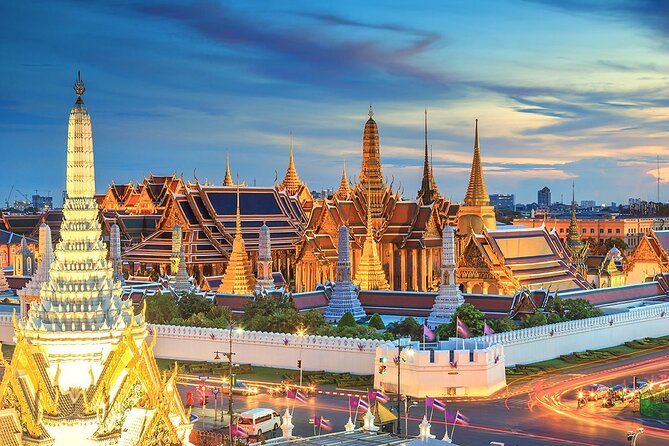 Bangkok Best Two Temples Emerald & Reclining Buddha + GrandPalace - Dress code and heat: the two real-life constraints at Thai temples