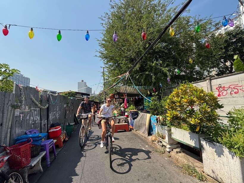 Bangkok: Bike, Boat & Food Tour in Thonburi - Wat Paknam Phasi Charoen: photo stop, quick meaning