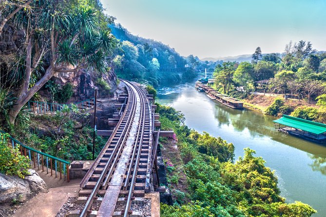 Bangkok: Bridge on the River Kwai and Thailand-Burma Railway Tour - Kanchanaburi War Cemetery: A Place That Deserves Slow Feet
