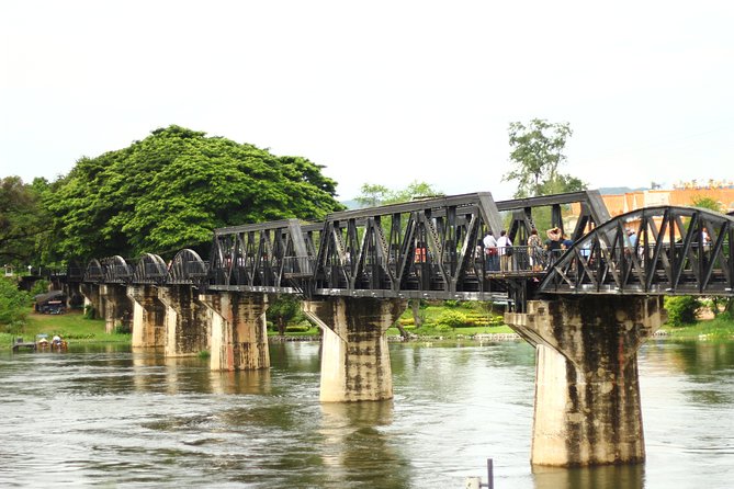 Bangkok: Bridge on the River Kwai and Thailand-Burma Railway Tour - Death Railway Train Crossing: The Seat Fee and the Comfort Factor