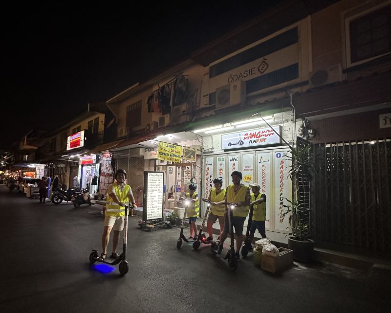 Bangkok By Night by Electric Scooter &/or Bike - The route in real order: monuments, temples, and river views