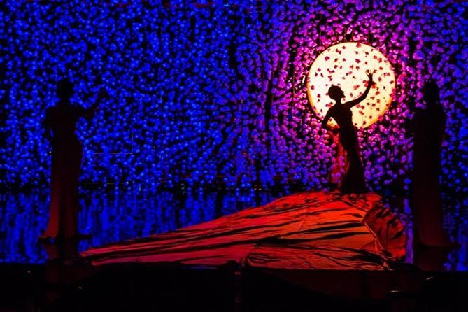 Bangkok Cabaret Show - The performances you’ll likely catch: burlesque, Elvis, and Marilyn