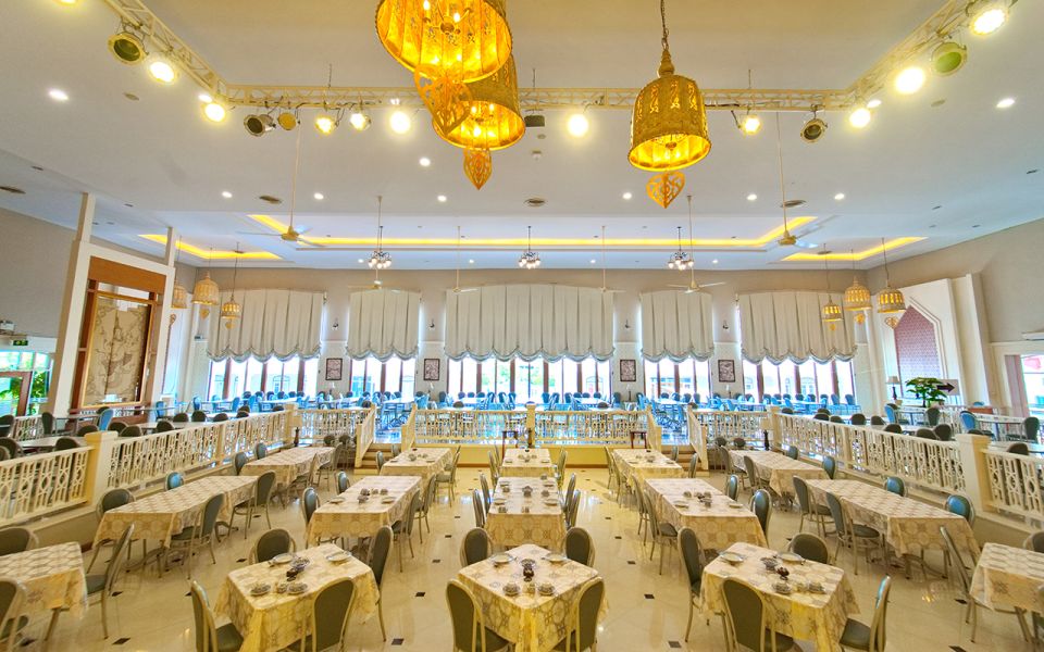 Bangkok: Calypso with Thai Classical Dance - Timing and flow: when to eat and how not to get annoyed