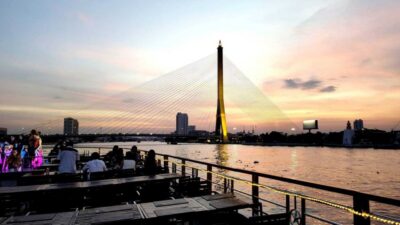 Bangkok: Calypso x White Orchid Cruise with Private Transfer - The halal international buffet dinner: what you’ll like, and what to eat smart