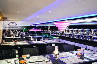 Bangkok: Chao Phraya Princess Cruise with Buffet - The buffet experience: international seafood plus live music