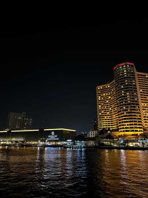 Bangkok: Chao Phraya River Cruise with Indian Buffet Dinner - Should you book this Bangkok Chao Phraya dinner cruise?