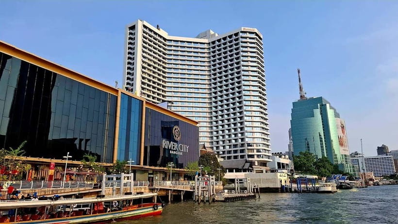 Bangkok : Chaophraya Booze Cruise – Drinks Onboard - Group size and comfort: what the best rides tend to have