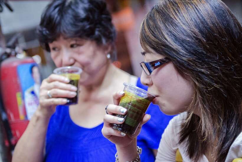 Bangkok: Chinatown Night Food Tour - Meeting Point and Getting Oriented Without the Stress