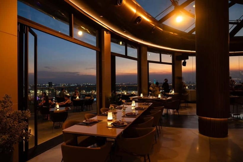 Bangkok: Cielo Sky Bar & Restaurant Rooftop - Getting there: plan transport yourself