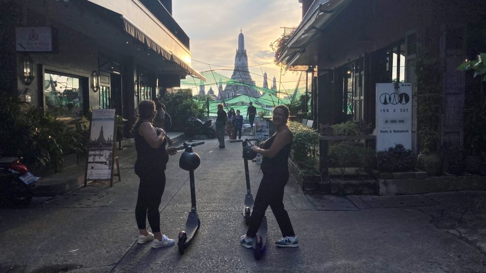Bangkok: City Highlights Electric Scooter Tour - Democratic Monument stop: a landmark you can orient around