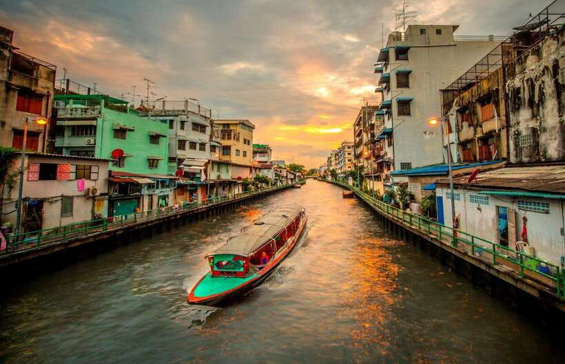 Bangkok Classic Discovery - Klong canal ride: where Bangkok gets quiet fast