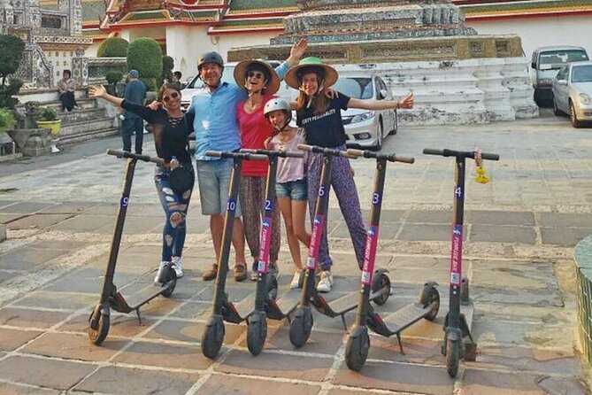 Bangkok Classic E-Scooter &/or Bike Trip - Bridges and Photo Stops: Phra Pok Klao Bridge, Giant Swing, and Democracy Monument