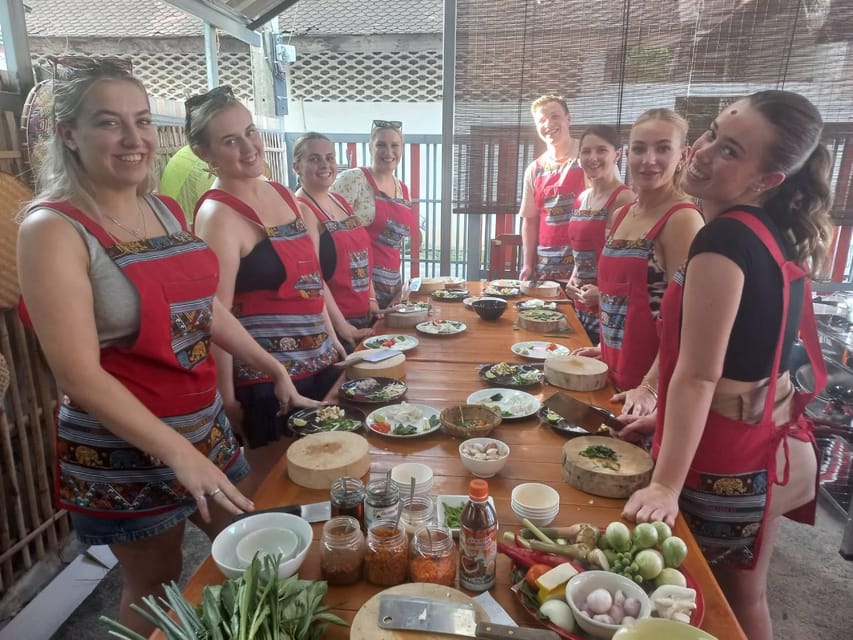 Bangkok: Cook authentic Thai food with Smart Cook - Recipes You Can Use: The Online PDF Recipe Book After Class
