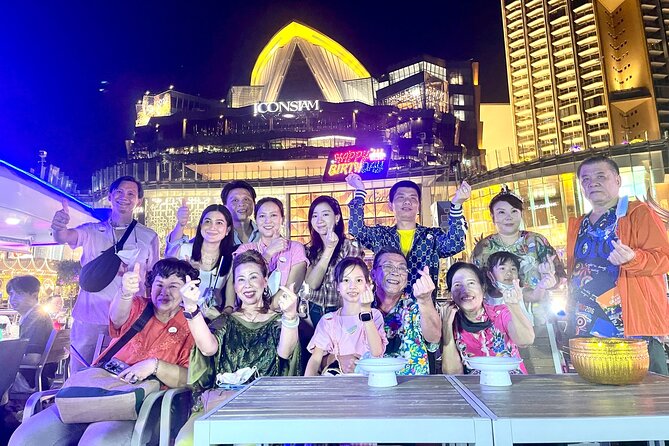 Bangkok Dinner Cruise with Intl Buffet, Live Music & Hotel Pickup - Getting picked up (and dropped off) without the chaos