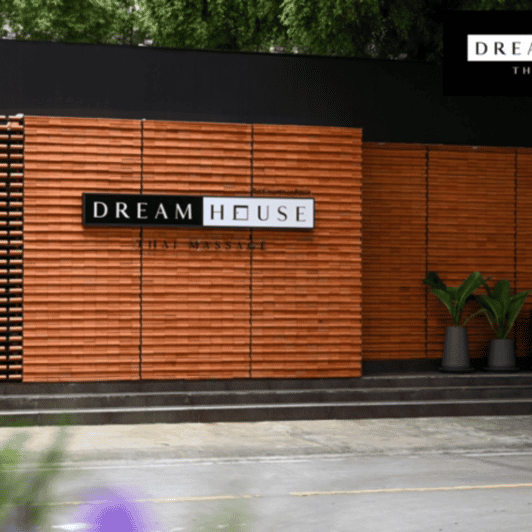 Bangkok: Dream House Thai Massage Langsuan Branch E-Voucher - What’s included: aromatherapy massage (and that aroma oil)