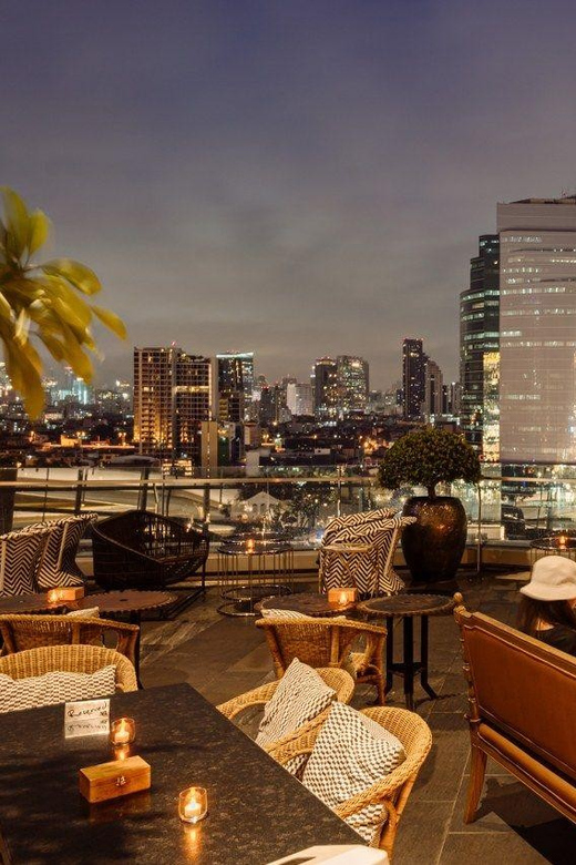 Bangkok: Fallabella River Front Iconsiam - The menu: international comfort with a Thai presence