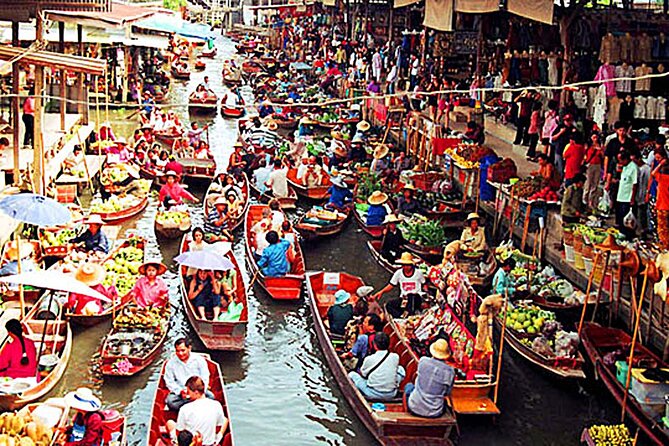 Bangkok Famous Temples sightseeing with Chinatown - Temple of the Emerald Buddha (Wat Phra Kaew) and the Grand Palace Feel