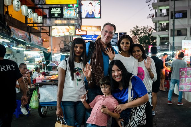 Bangkok Food Tour with a Local: China Town Feast for Foodies 100% Personalized - Key things that make this tour work