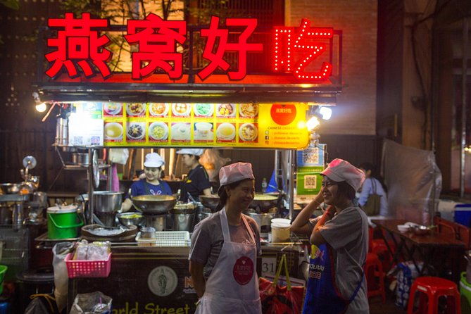 Bangkok Food Tour with a Local: China Town Feast for Foodies 100% Personalized - Thai-Chinese Chinatown food: what you’re really tasting