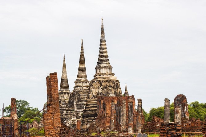 Bangkok Full Day Ayutthaya landmark Guided Tour - Wat Chaiwatthanaram: the Angkor-style clue in Ayutthaya