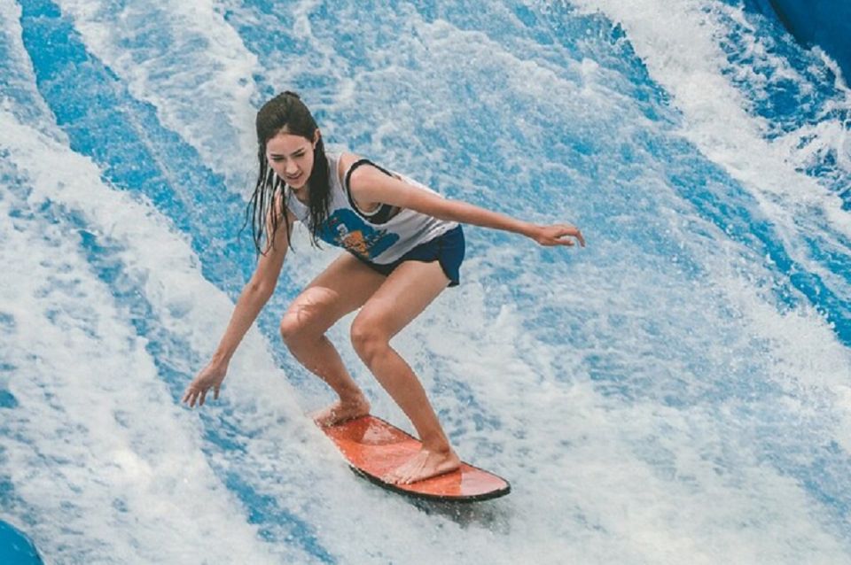 Bangkok: Fun Flow riding at Flow House Bangkok - The rules you should respect before you step onto the board