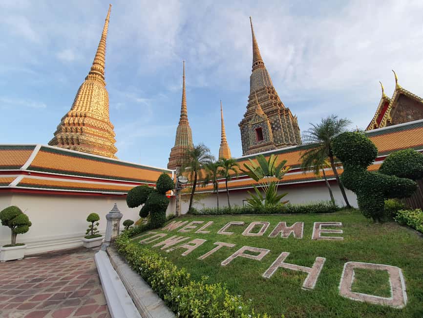 Bangkok: Grand palace and Iconic temple Half-Day Private - Hotel pickup and electric tuk-tuk: the easiest way to move through the city