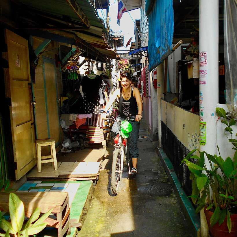 Bangkok green oasis guided bike tour with boat ride - A Quick Bangkok Escape: River Breezes, Green Parks, and Mangrove Views