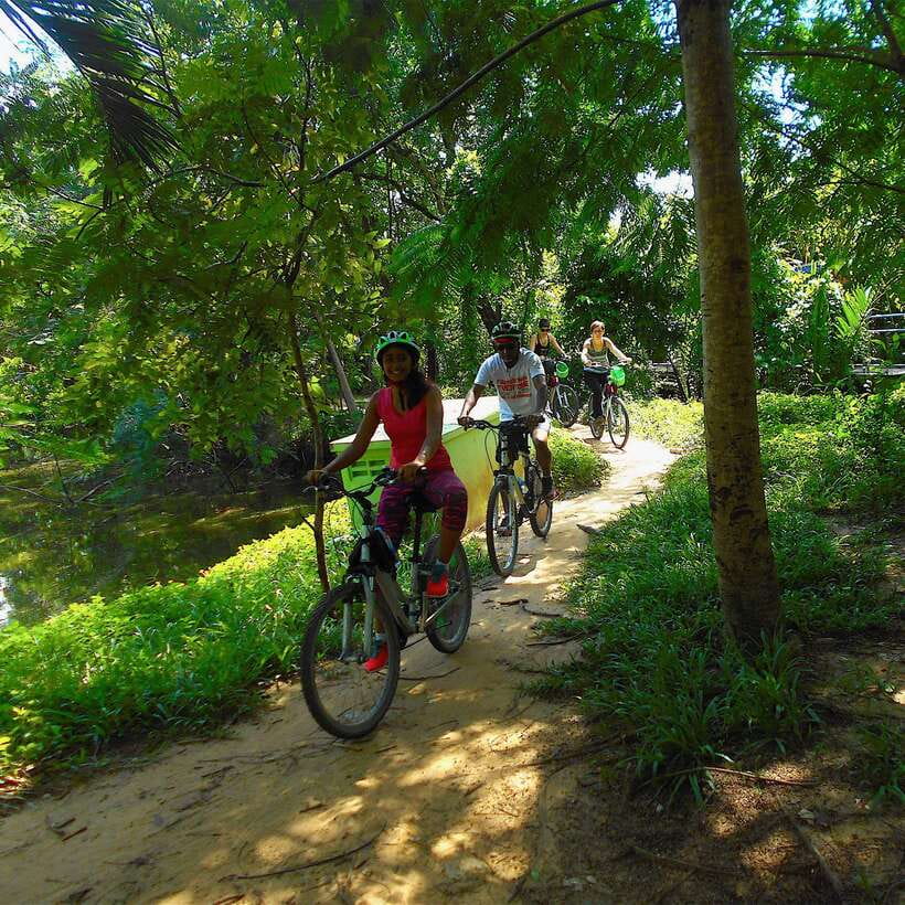 Bangkok green oasis guided bike tour with boat ride - Back on the Water: The Second Ferry and the Return to Bangkok