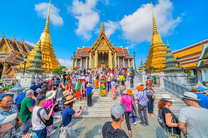 Bangkok Guided Temple Tour With Lunch Private - Thai Lunch: Fuel That Helps You Enjoy the Temples