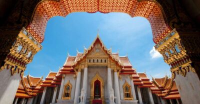 Bangkok: Half Day City and Temples (join tour) - Getting picked up in Sathorn, Silom, and Sukhumvit without losing time